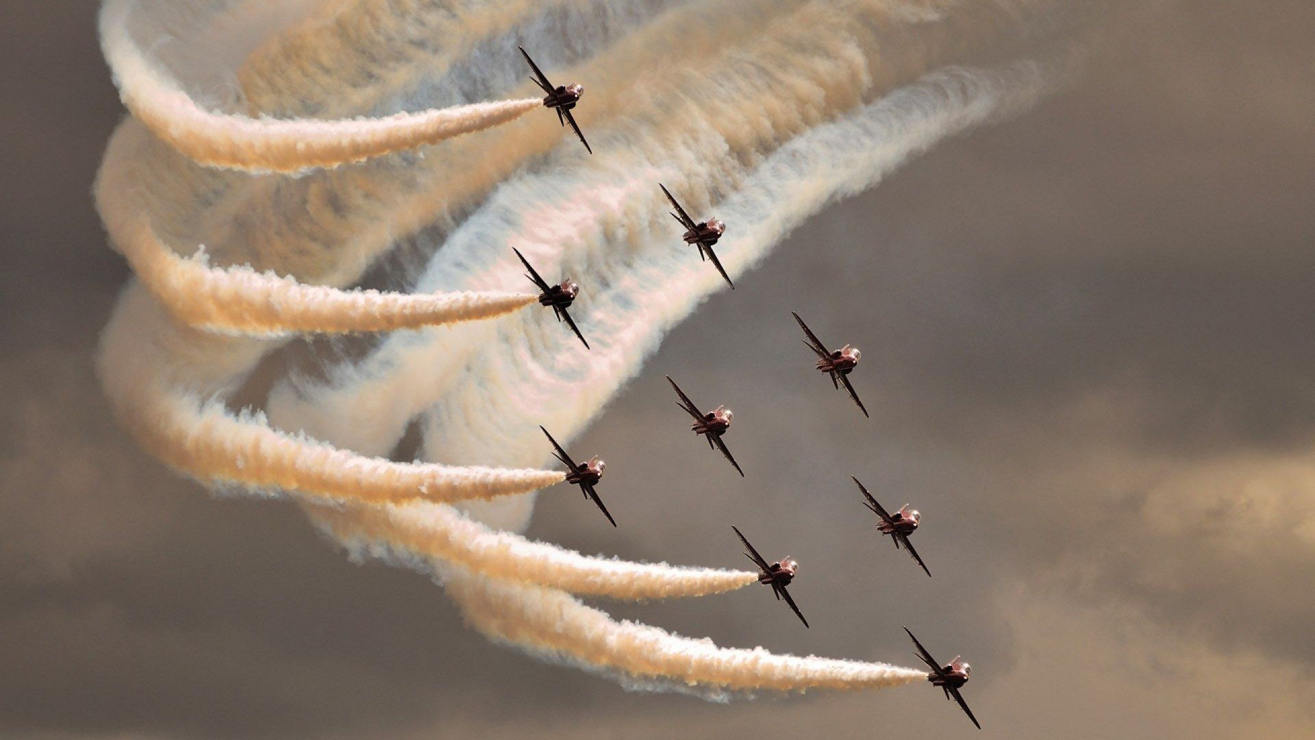 “校园足球特色课程在全国落地,激发青少年的运动热情”,全国校园足球特色学校基本标准(试行)