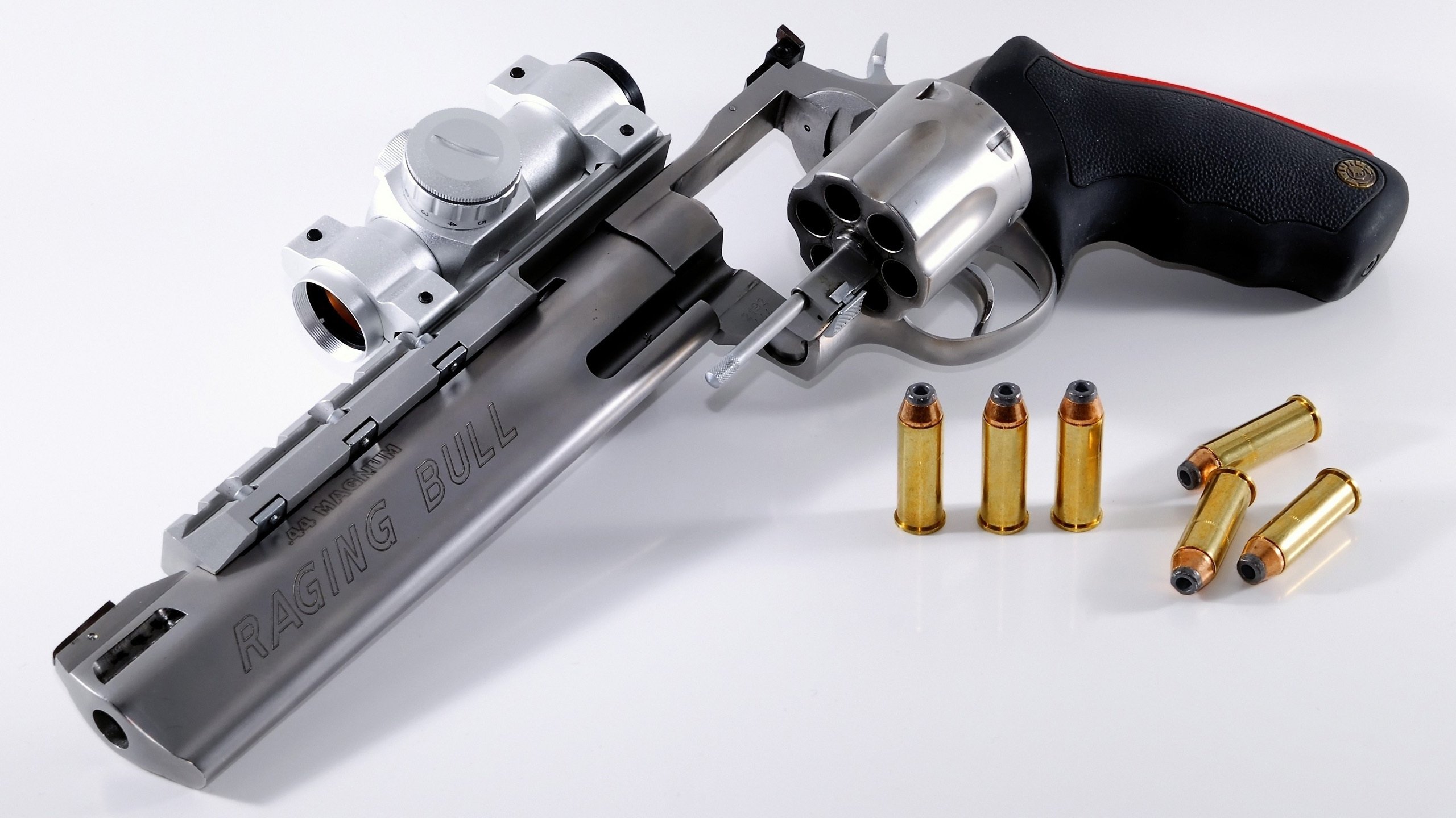 克罗地亚马术协会引入智能马鞍系统，实现实时数据监测与分析，提升骑乘体验。